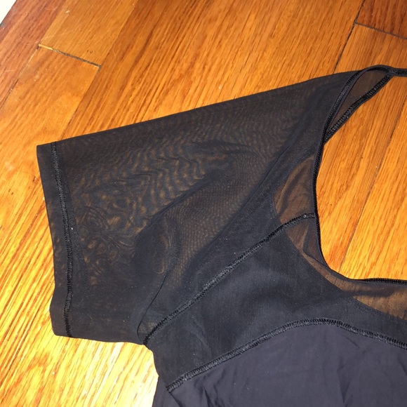 Lululemon top - Picture 2 of 3